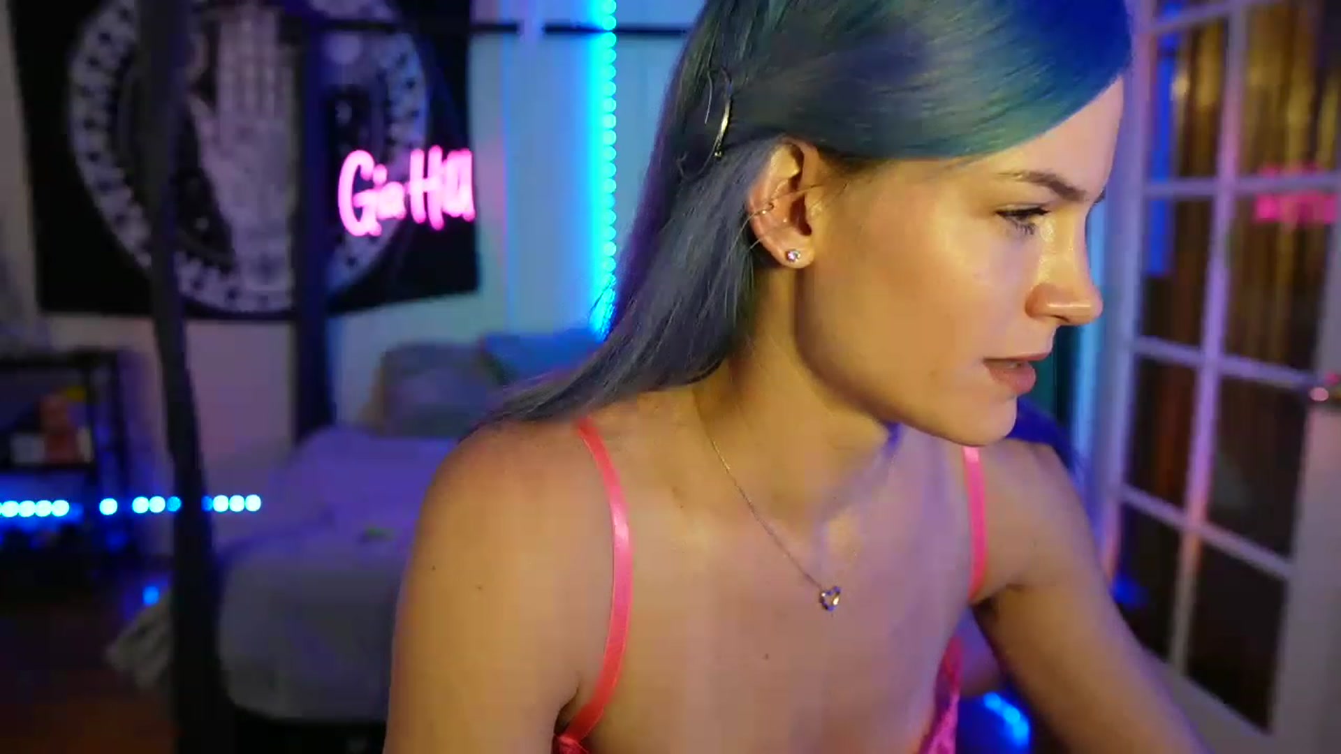 Gallery image thumbnail from Gia_Hill's myfreecams stream on, 04/26/2023, 01:17 image 19 of 20