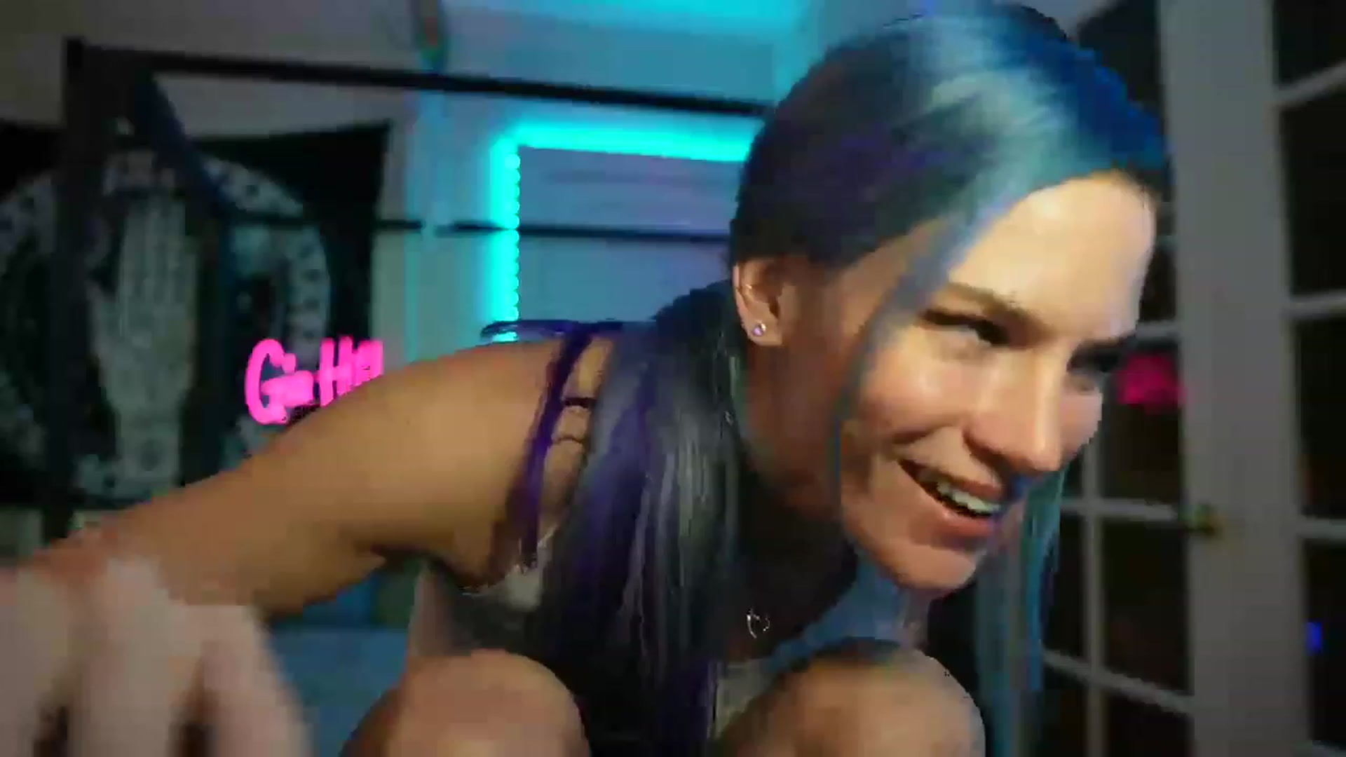 Gallery image thumbnail from Gia_Hill's myfreecams stream on, 04/27/2023, 23:52 image 9 of 20