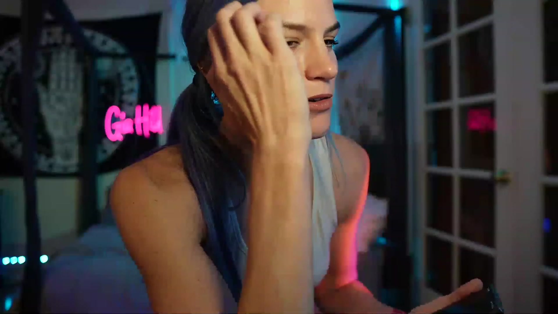 Gallery image thumbnail from Gia_Hill's myfreecams stream on, 04/27/2023, 23:52 image 19 of 20