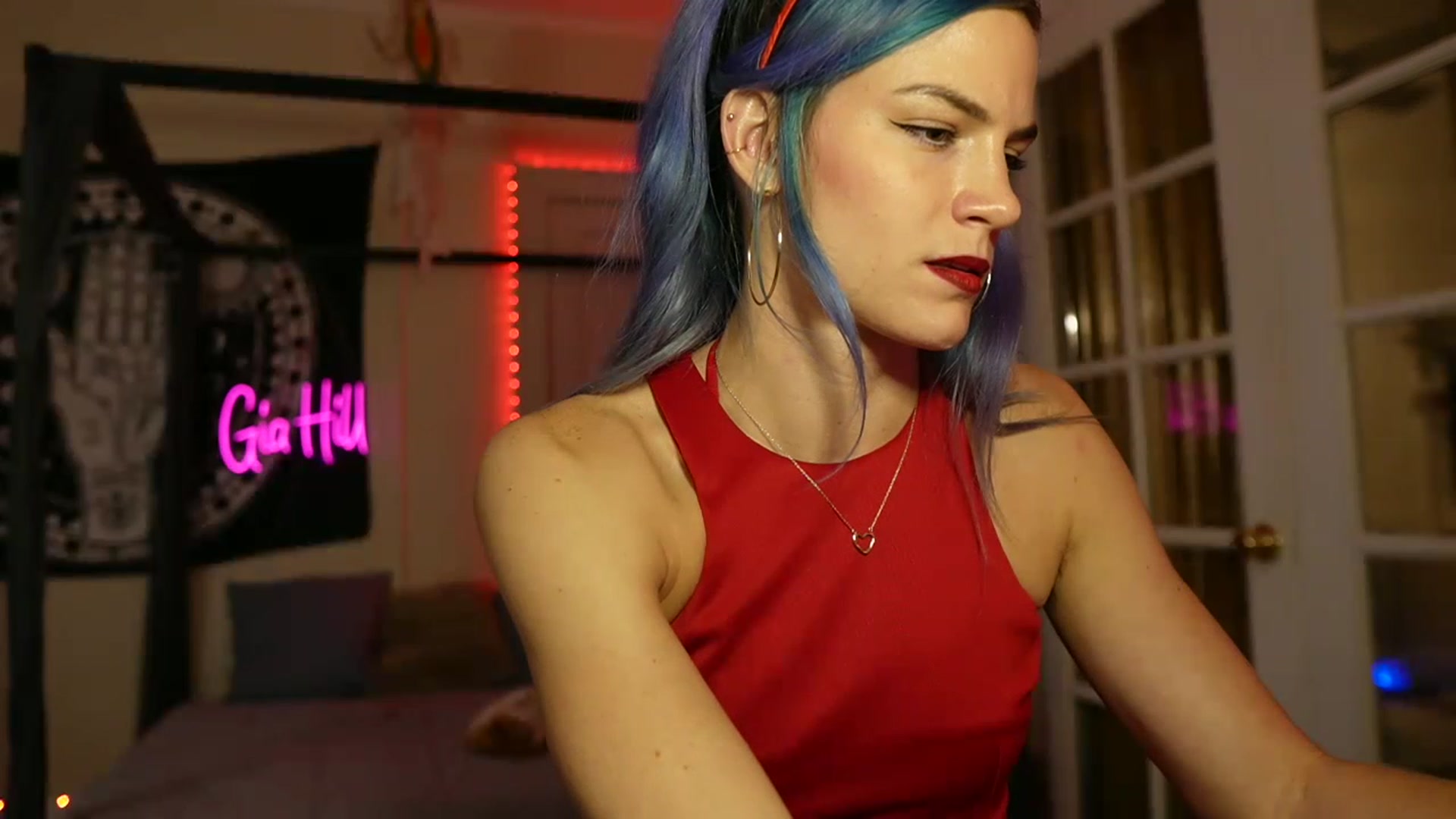 Gallery image thumbnail from Gia_Hill's myfreecams stream on, 04/30/2023, 02:45 image 13 of 20