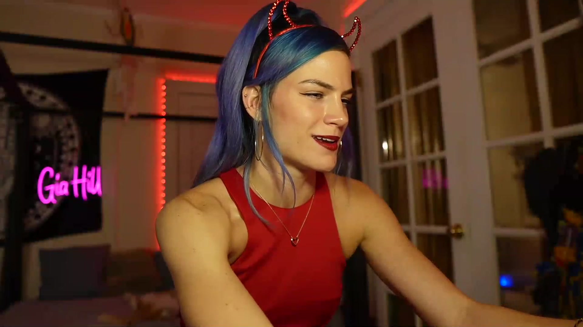 Gallery image thumbnail from Gia_Hill's myfreecams stream on, 04/30/2023, 02:45 image 5 of 20