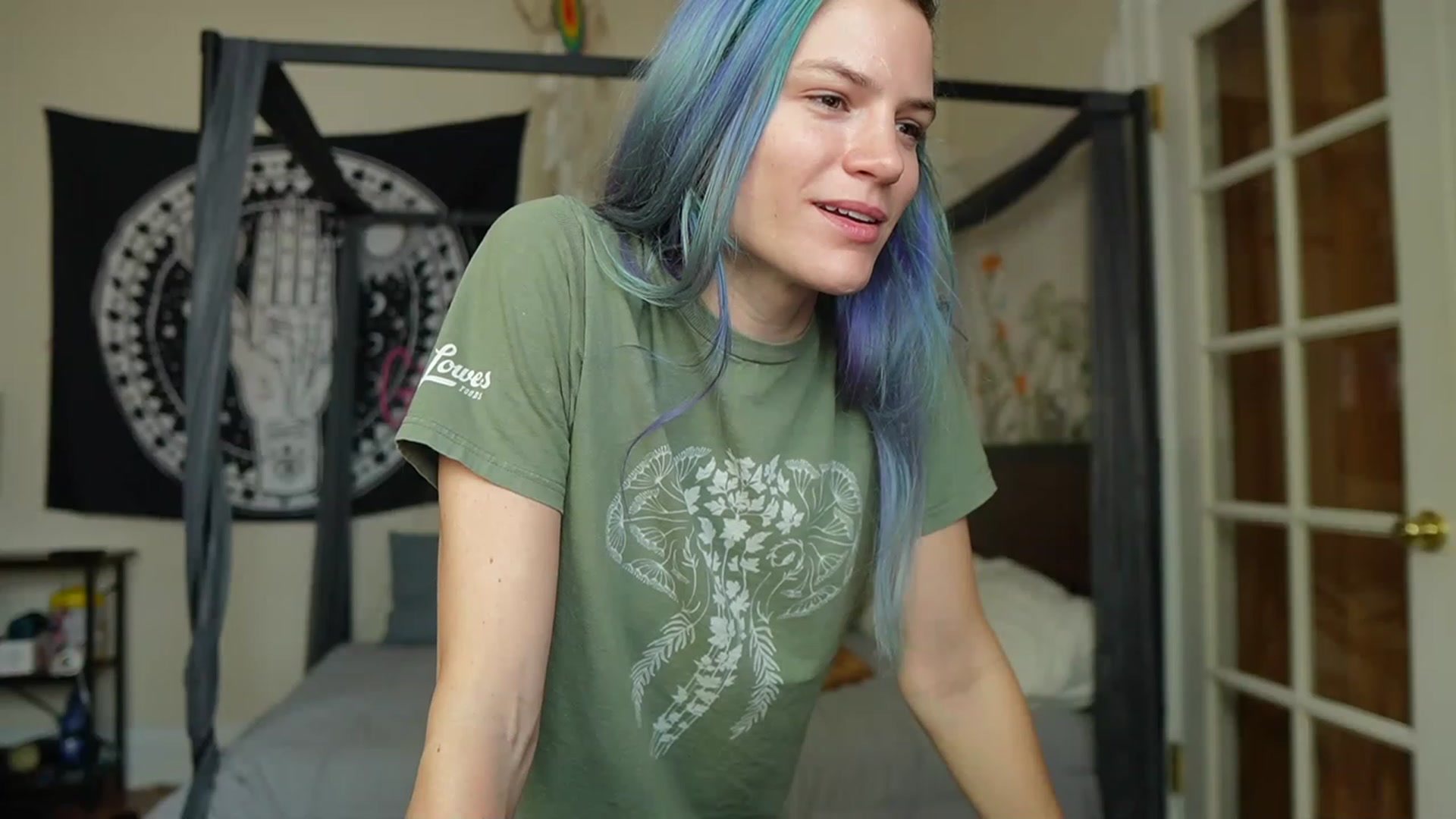 Gallery image thumbnail from Gia_Hill's myfreecams stream on, 04/30/2023, 17:50 image 4 of 20