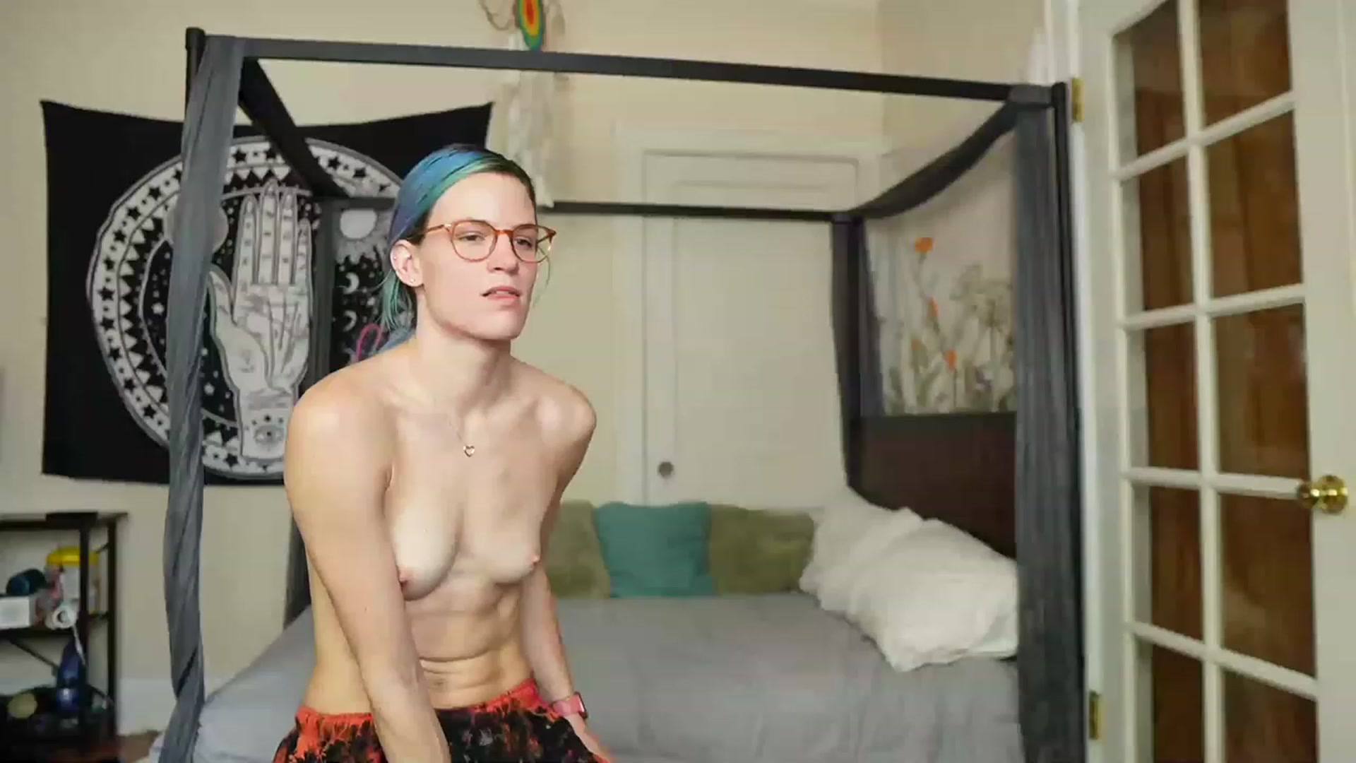 Gallery image thumbnail from Gia_Hill's myfreecams stream on, 04/30/2023, 19:49 image 8 of 20