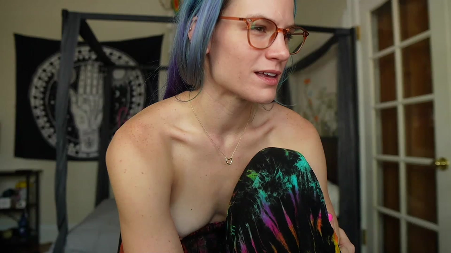 Gallery image thumbnail from Gia_Hill's myfreecams stream on, 04/30/2023, 20:41 image 9 of 20