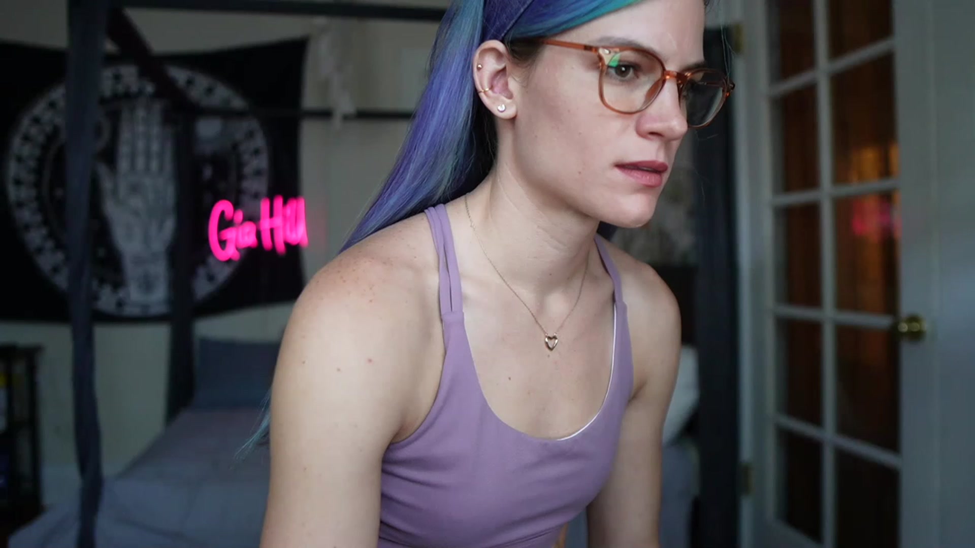 Gallery image thumbnail from Gia_Hill's myfreecams stream on, 05/03/2023, 24:57 image 1 of 20