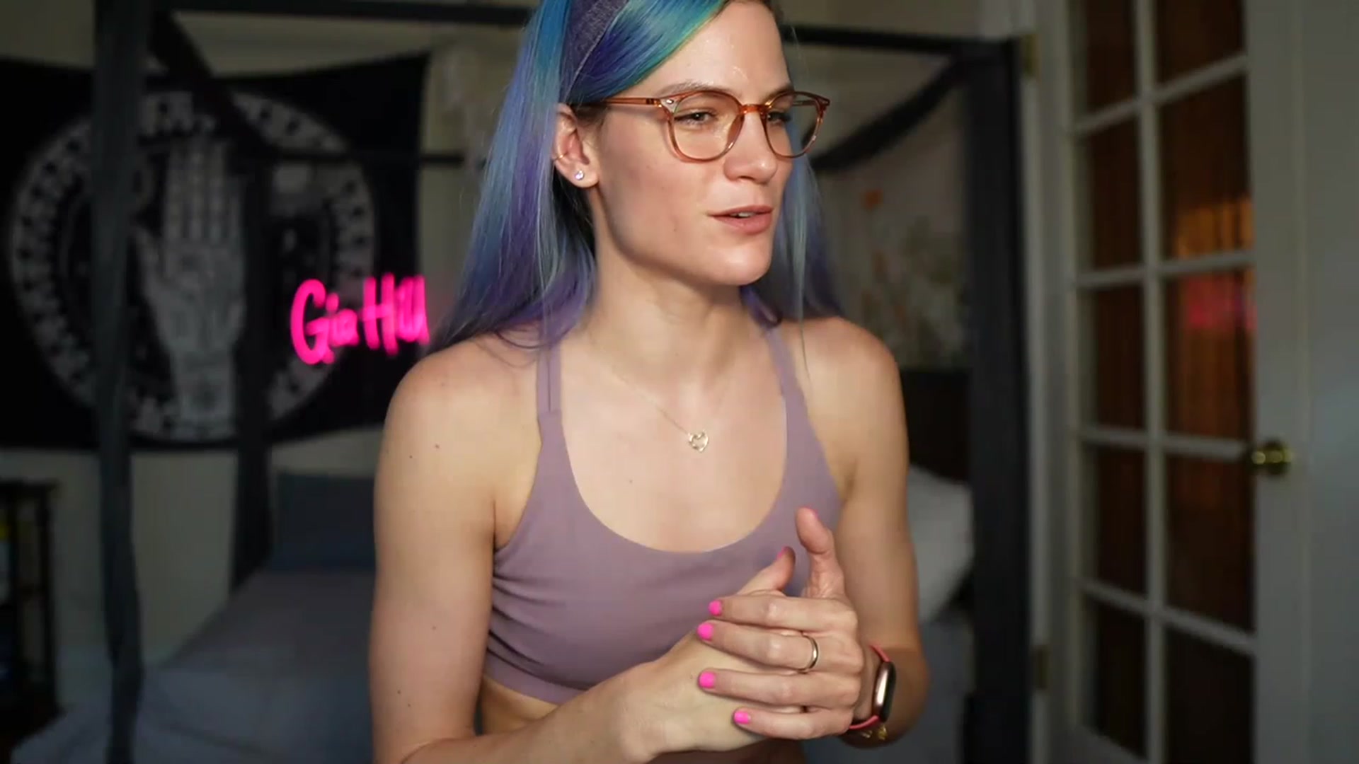 Gallery image thumbnail from Gia_Hill's myfreecams stream on, 05/03/2023, 24:57 image 6 of 20