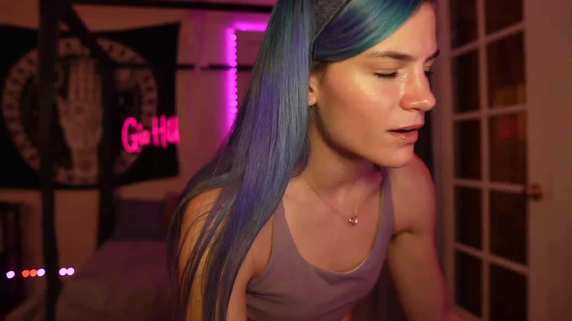 Gallery image thumbnail from Gia_Hill's myfreecams stream on, 05/03/2023, 01:51 image 1 of 20