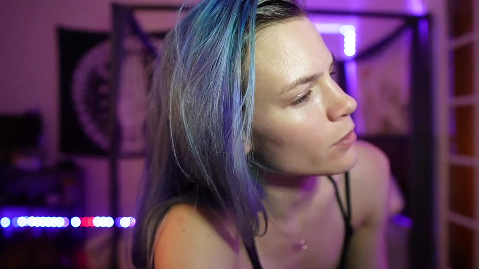 Gallery image thumbnail from Gia_Hill's myfreecams stream on, 05/05/2023, 04:10 image 9 of 20