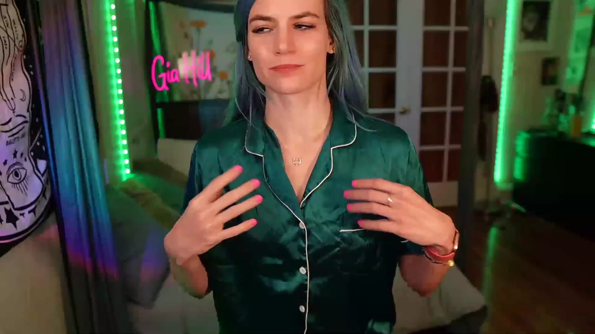 Gallery image thumbnail from Gia_Hill's myfreecams stream on, 05/06/2023, 01:06 image 7 of 20