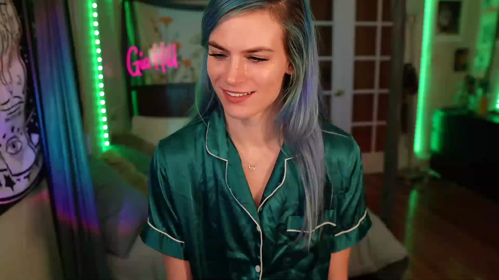 Gallery image thumbnail from Gia_Hill's myfreecams stream on, 05/06/2023, 01:06 image 6 of 20