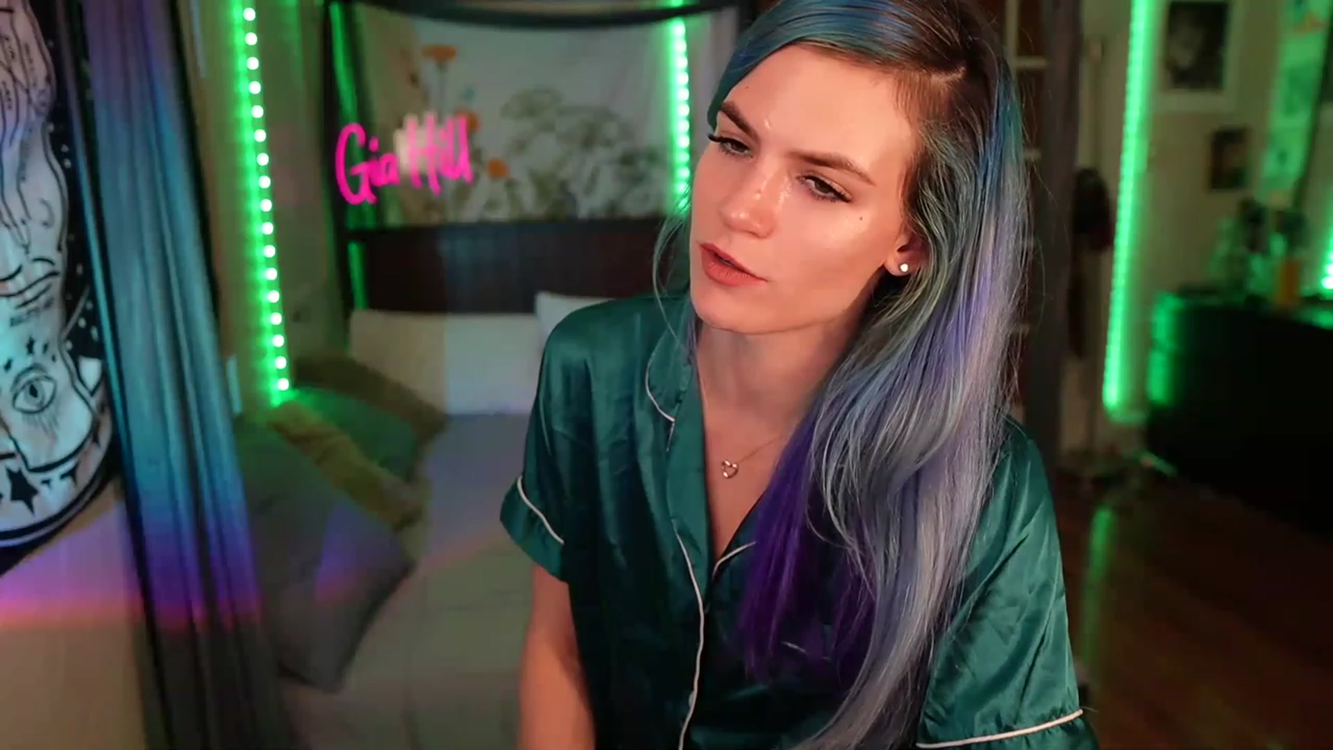 Gallery image thumbnail from Gia_Hill's myfreecams stream on, 05/06/2023, 01:06 image 14 of 20