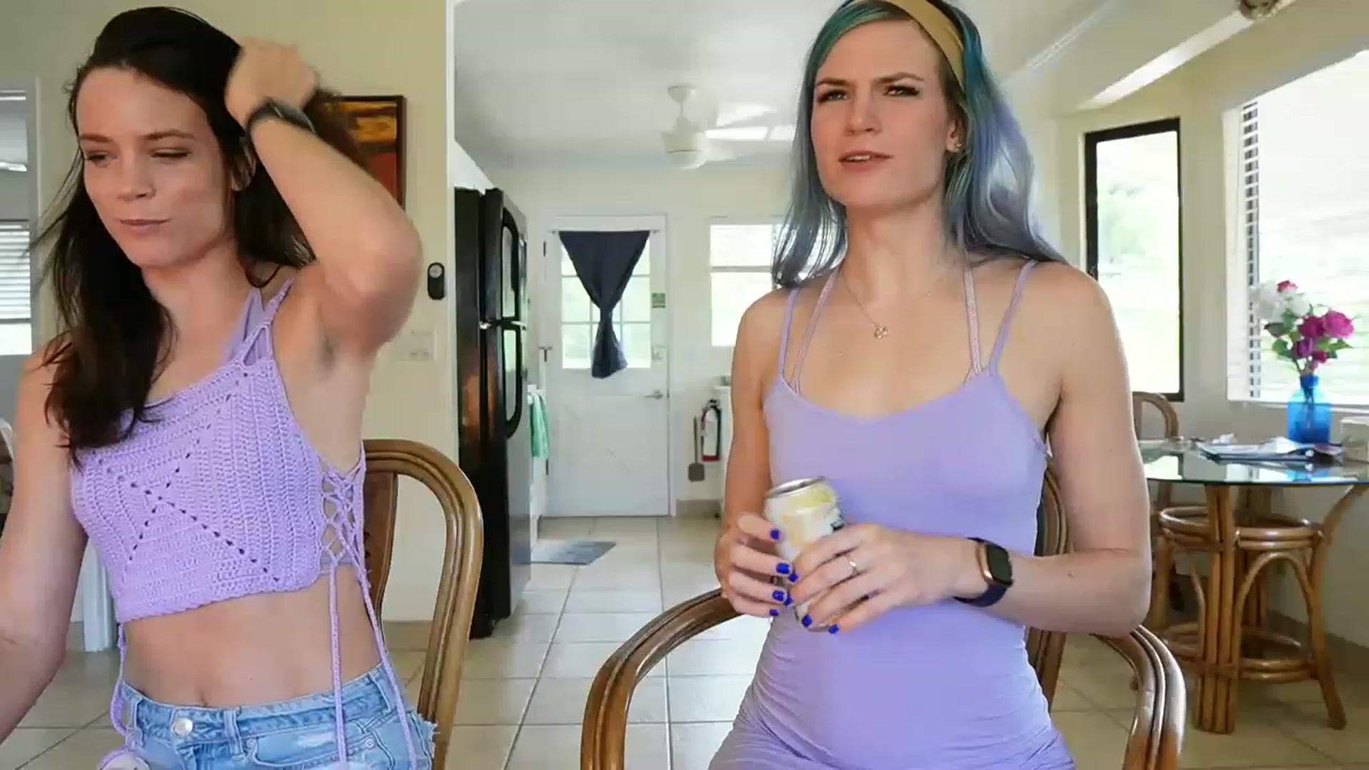 Gallery image thumbnail from Gia_Hill's myfreecams stream on, 05/10/2023, 23:17 image 1 of 20