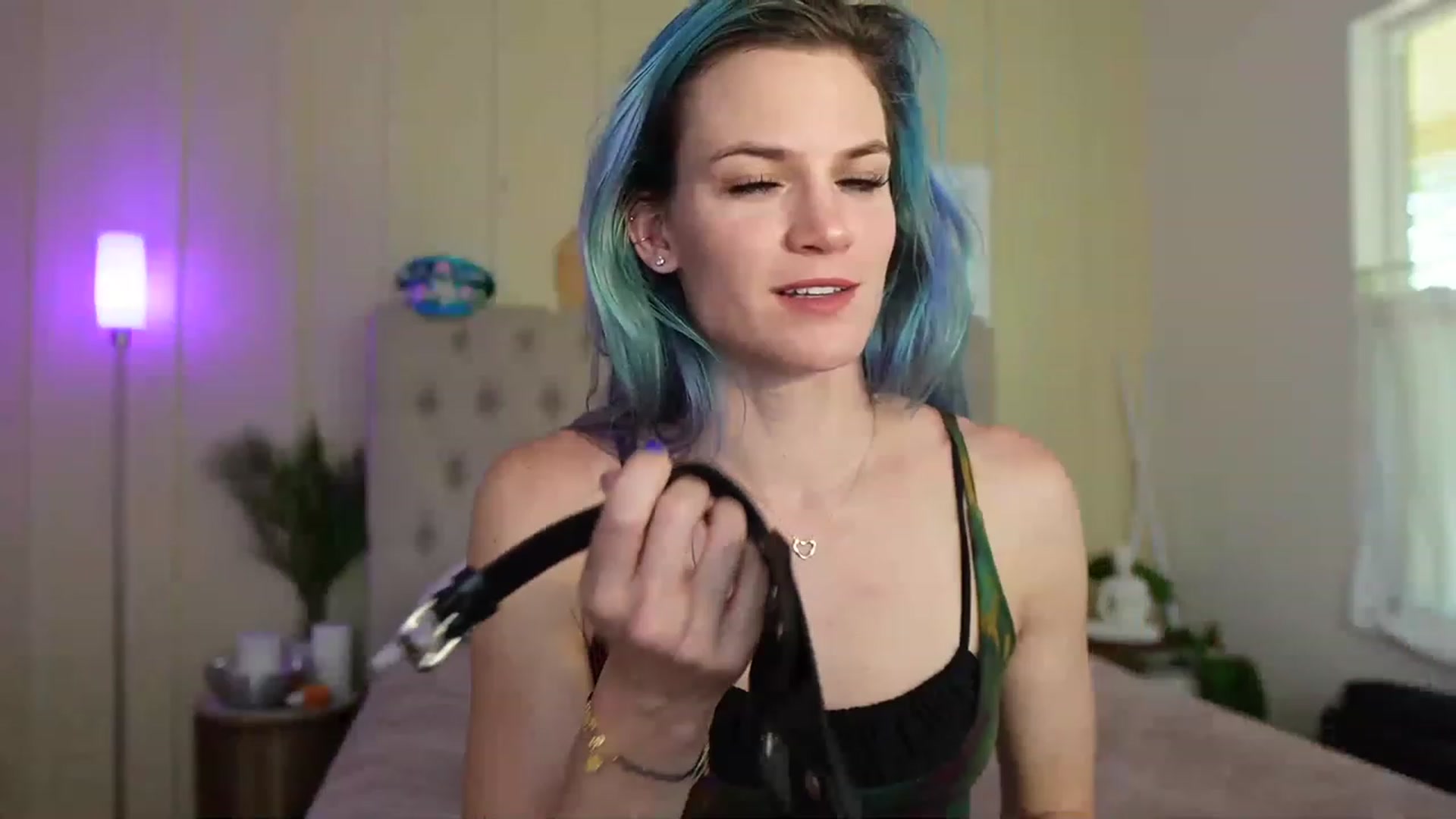 Gallery image thumbnail from Gia_Hill's myfreecams stream on, 05/12/2023, 02:54 image 3 of 20