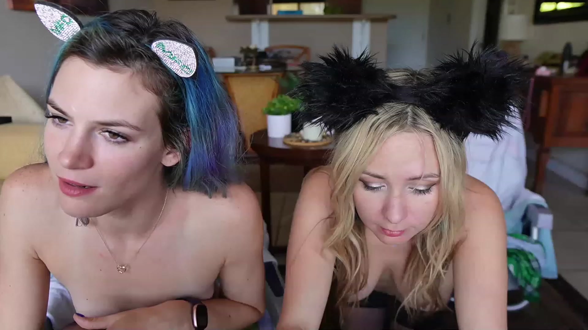 Gallery image thumbnail from Gia_Hill's myfreecams stream on, 05/18/2023, 02:02 image 11 of 20