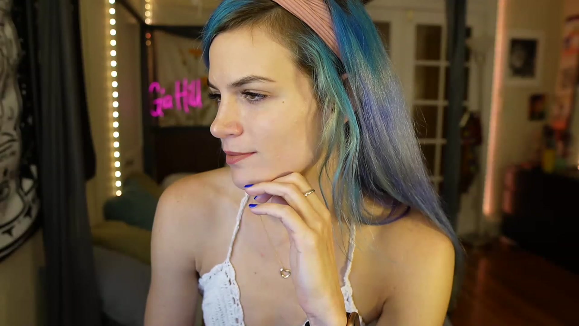 Gallery image thumbnail from Gia_Hill's myfreecams stream on, 05/21/2023, 02:11 image 12 of 20