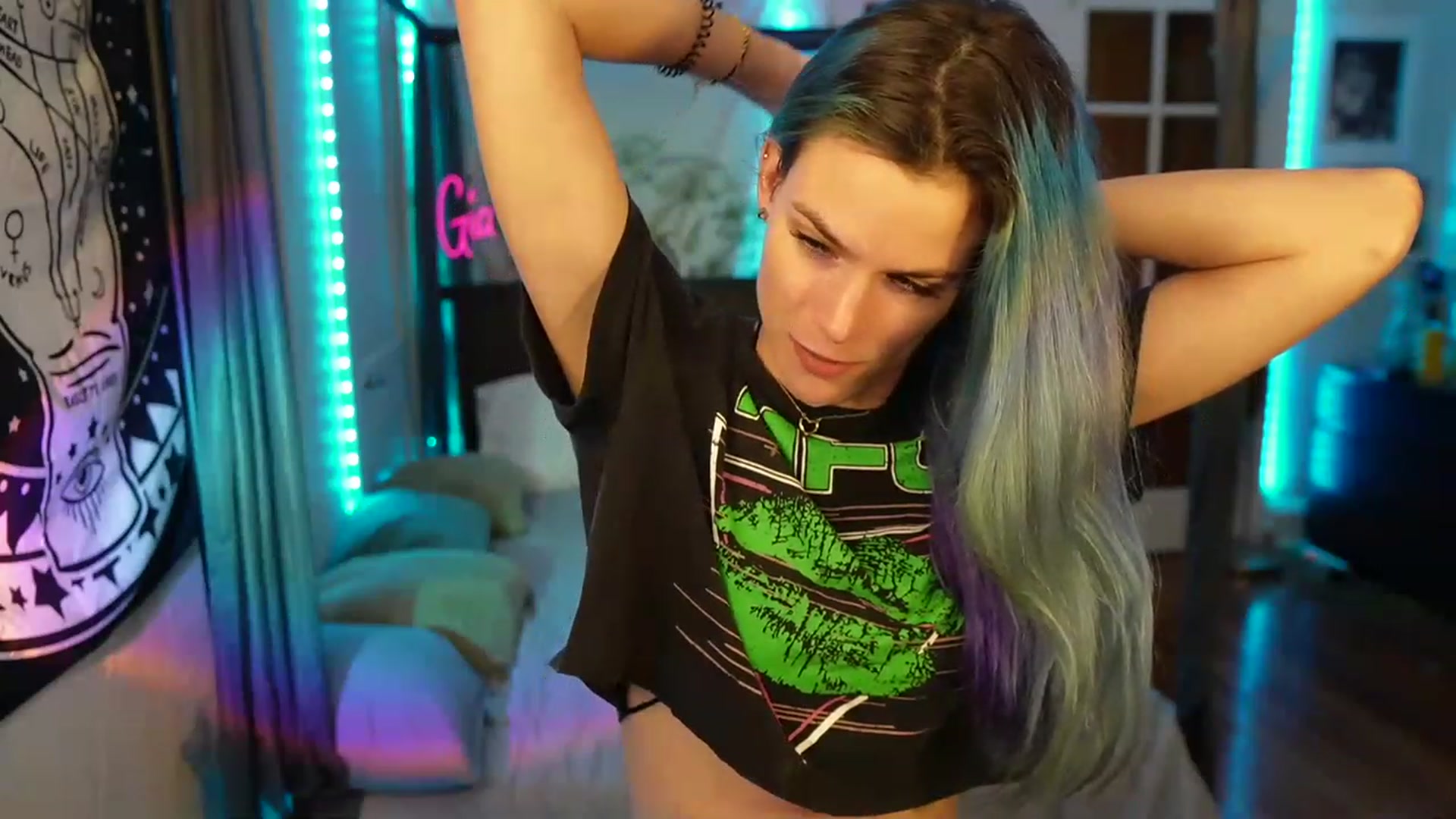 Gallery image thumbnail from Gia_Hill's myfreecams stream on, 05/23/2023, 01:35 image 11 of 20