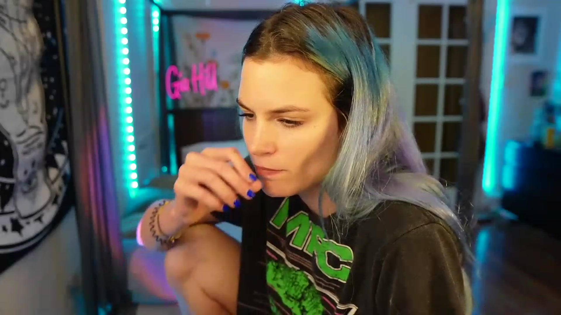 Gallery image thumbnail from Gia_Hill's myfreecams stream on, 05/23/2023, 01:35 image 9 of 20