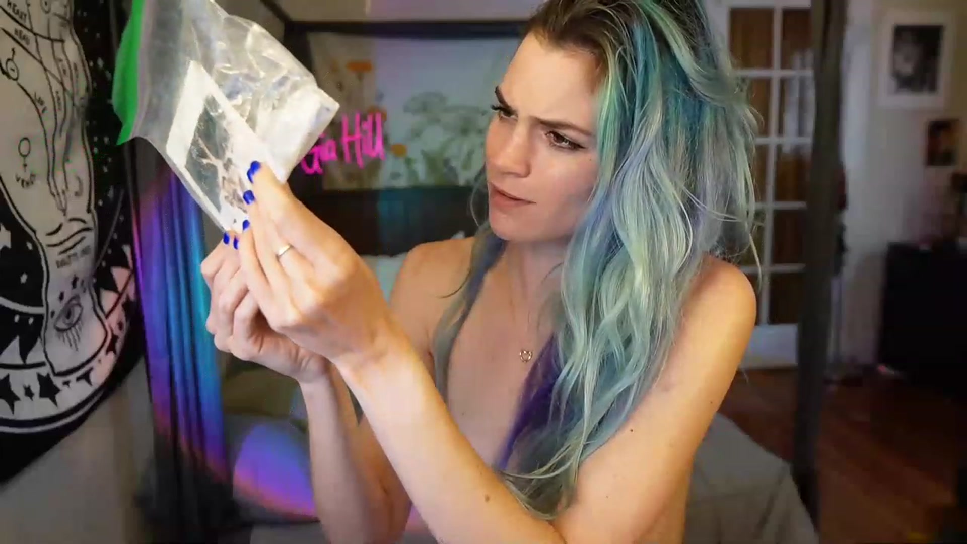Gallery image thumbnail from Gia_Hill's myfreecams stream on, 05/23/2023, 23:40 image 17 of 20