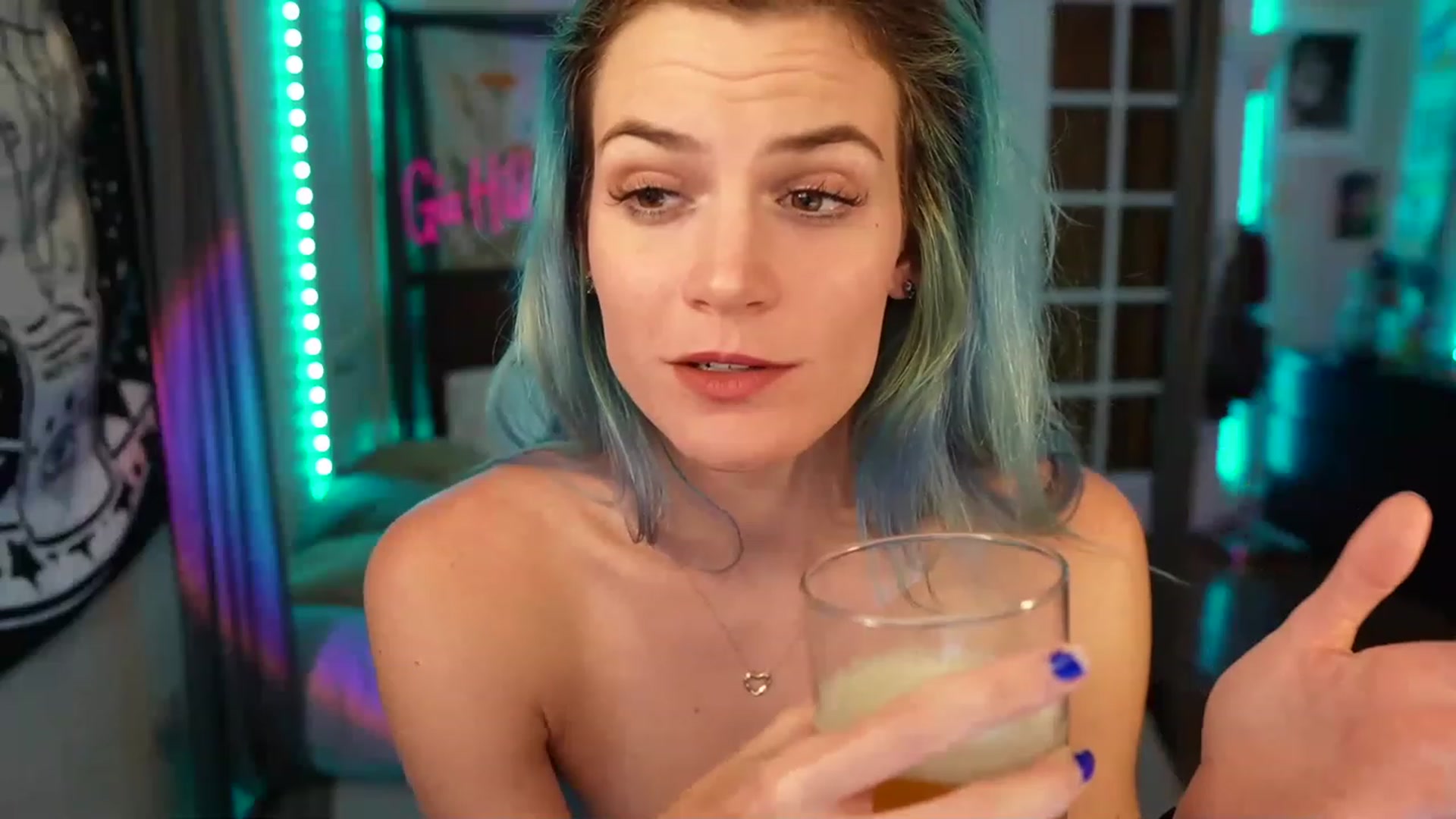 Gallery image thumbnail from Gia_Hill's myfreecams stream on, 05/25/2023, 03:31 image 13 of 20