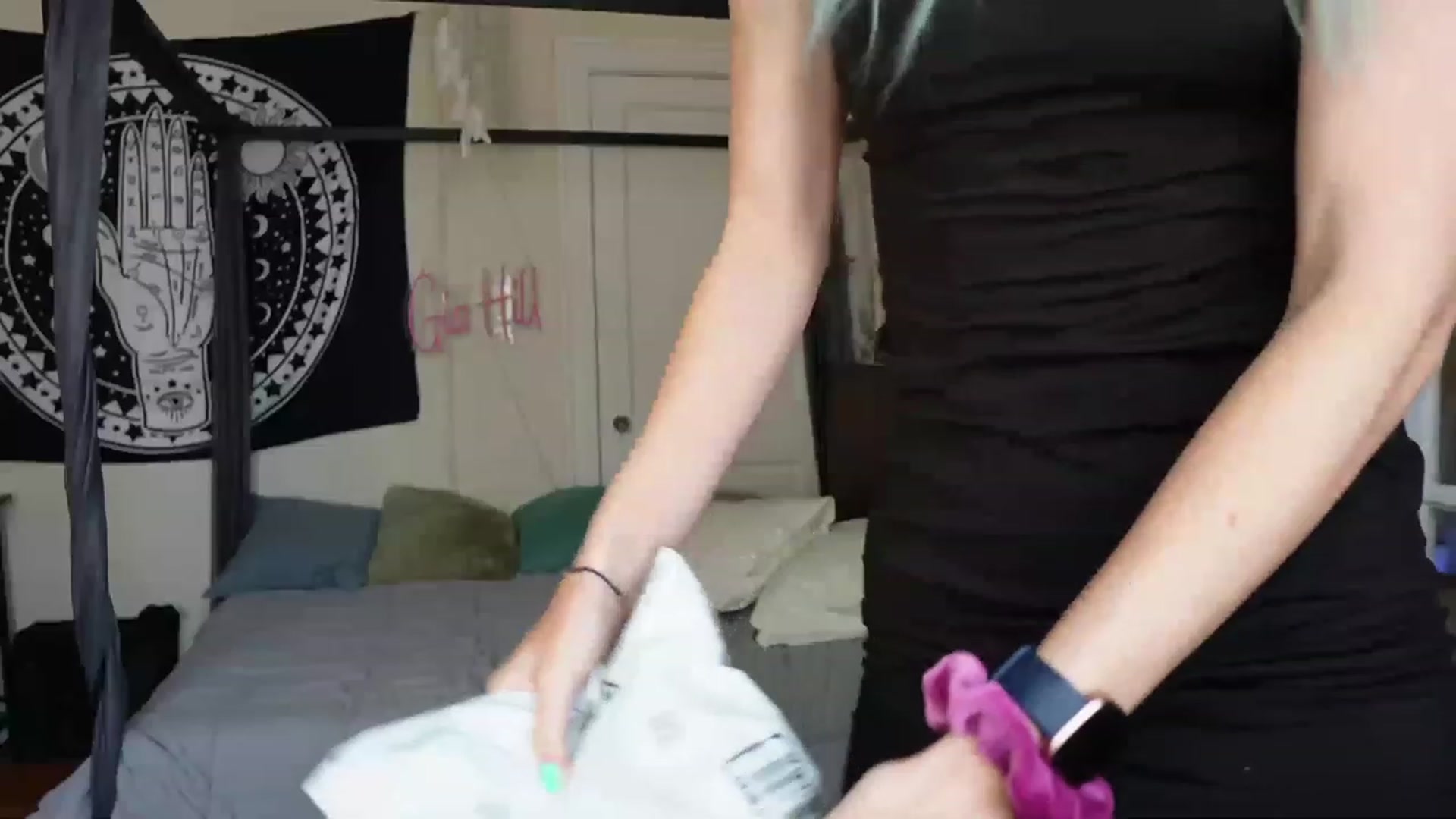 Gallery image thumbnail from Gia_Hill's myfreecams stream on, 05/27/2023, 18:27 image 2 of 20