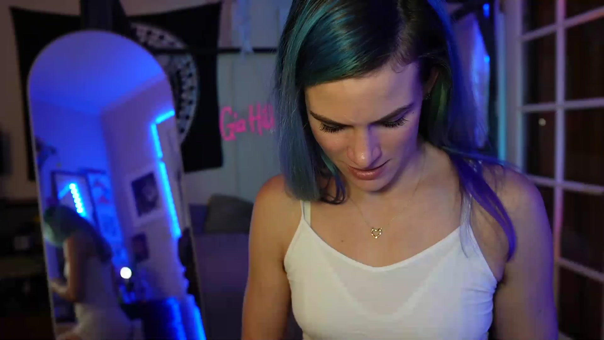 Gallery image thumbnail from Gia_Hill's myfreecams stream on, 05/31/2023, 24:00 image 16 of 20