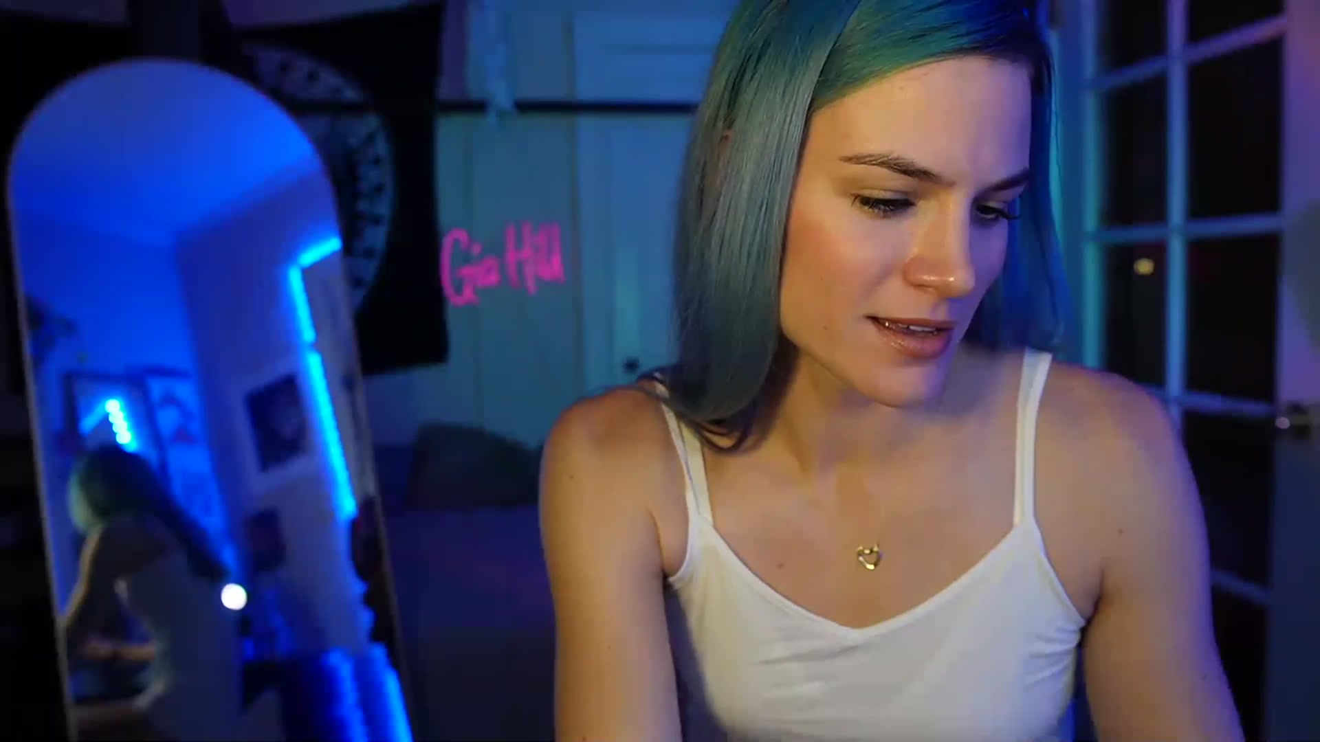 Gallery image thumbnail from Gia_Hill's myfreecams stream on, 05/31/2023, 24:00 image 4 of 20