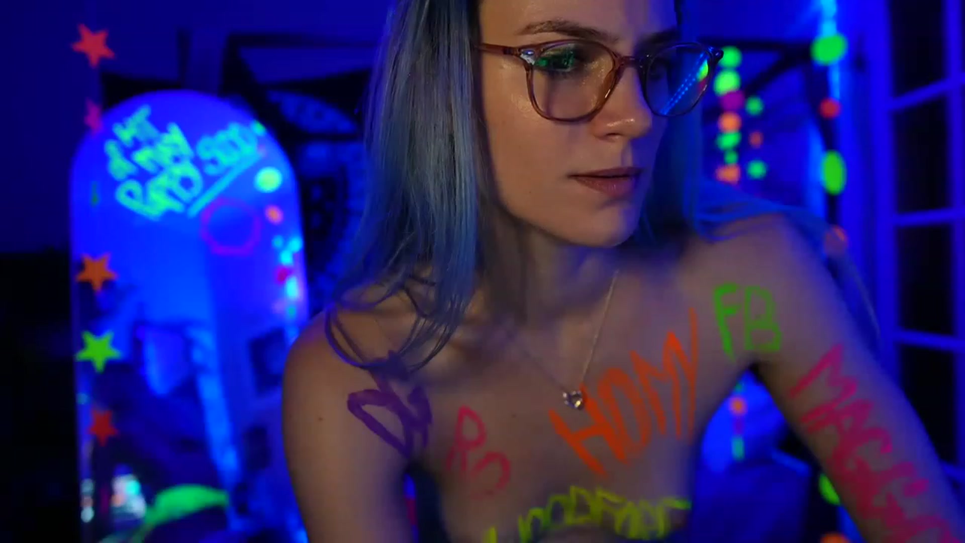 Gallery image thumbnail from Gia_Hill's myfreecams stream on, 06/01/2023, 05:58 image 16 of 20