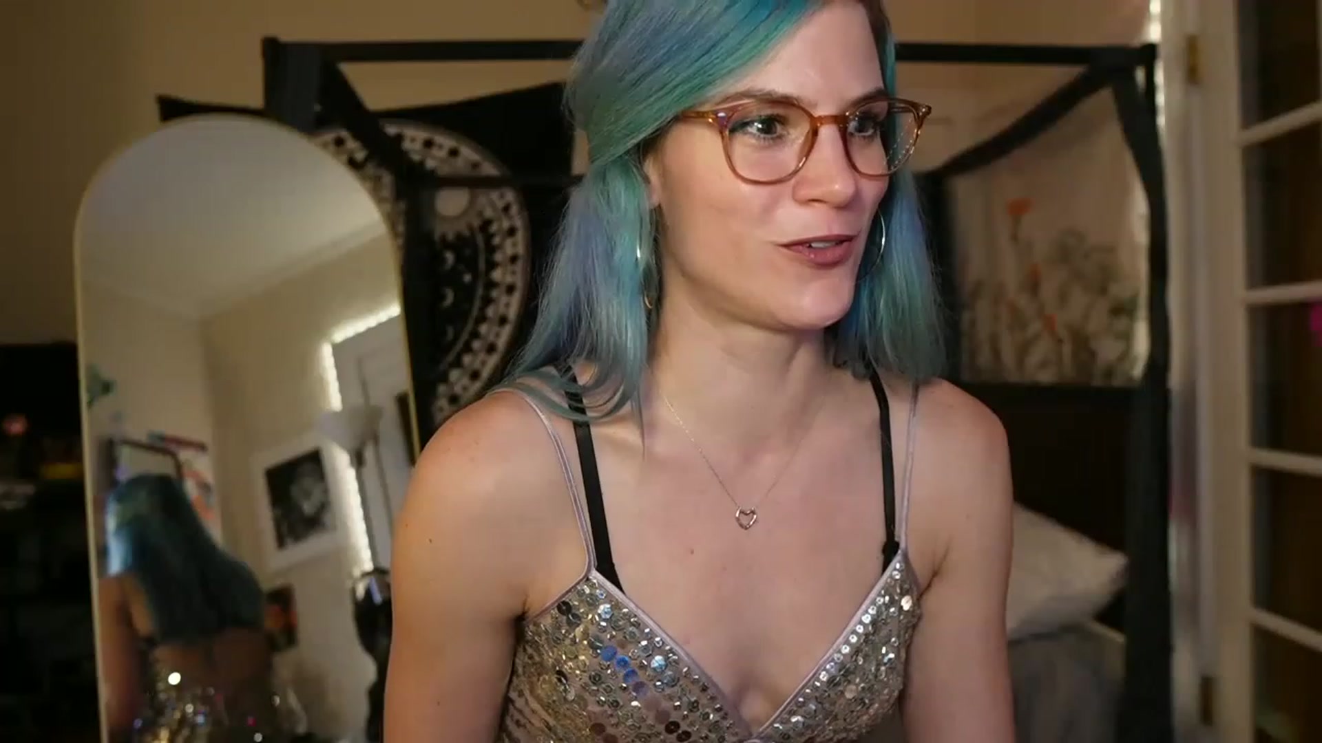 Gallery image thumbnail from Gia_Hill's myfreecams stream on, 06/02/2023, 22:13 image 11 of 20