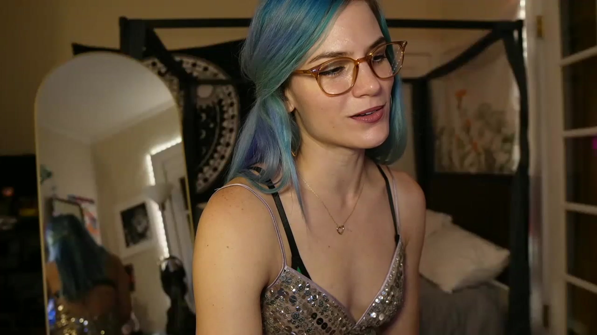 Gallery image thumbnail from Gia_Hill's myfreecams stream on, 06/02/2023, 22:13 image 18 of 20
