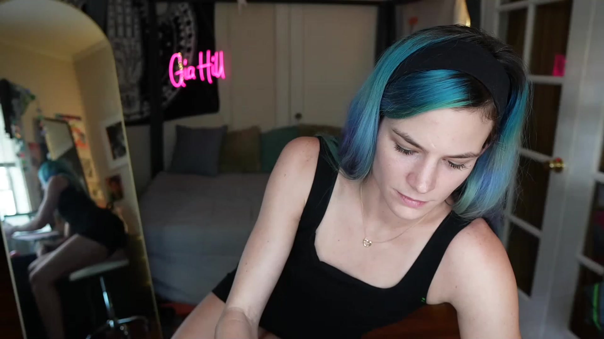 Gallery image thumbnail from Gia_Hill's myfreecams stream on, 06/03/2023, 22:40 image 20 of 20