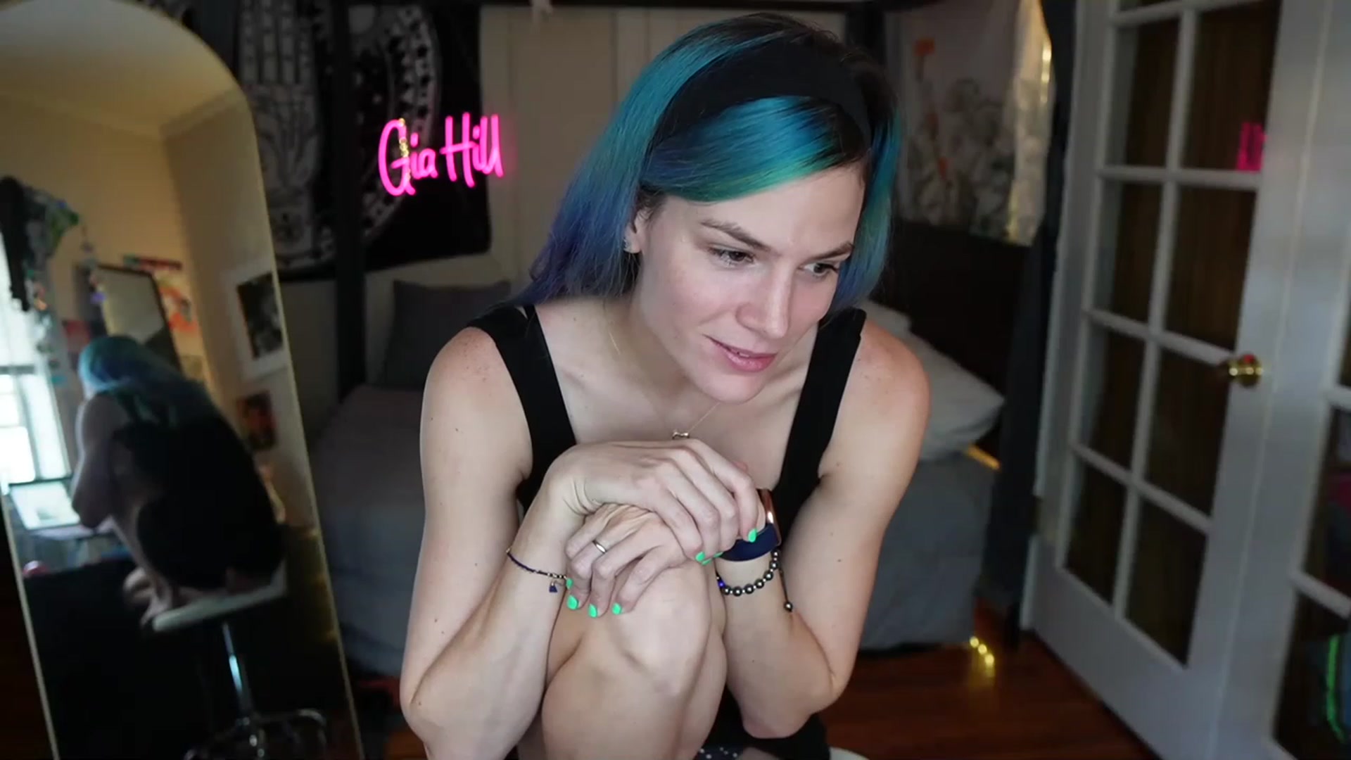 Gallery image thumbnail from Gia_Hill's myfreecams stream on, 06/03/2023, 22:40 image 6 of 20