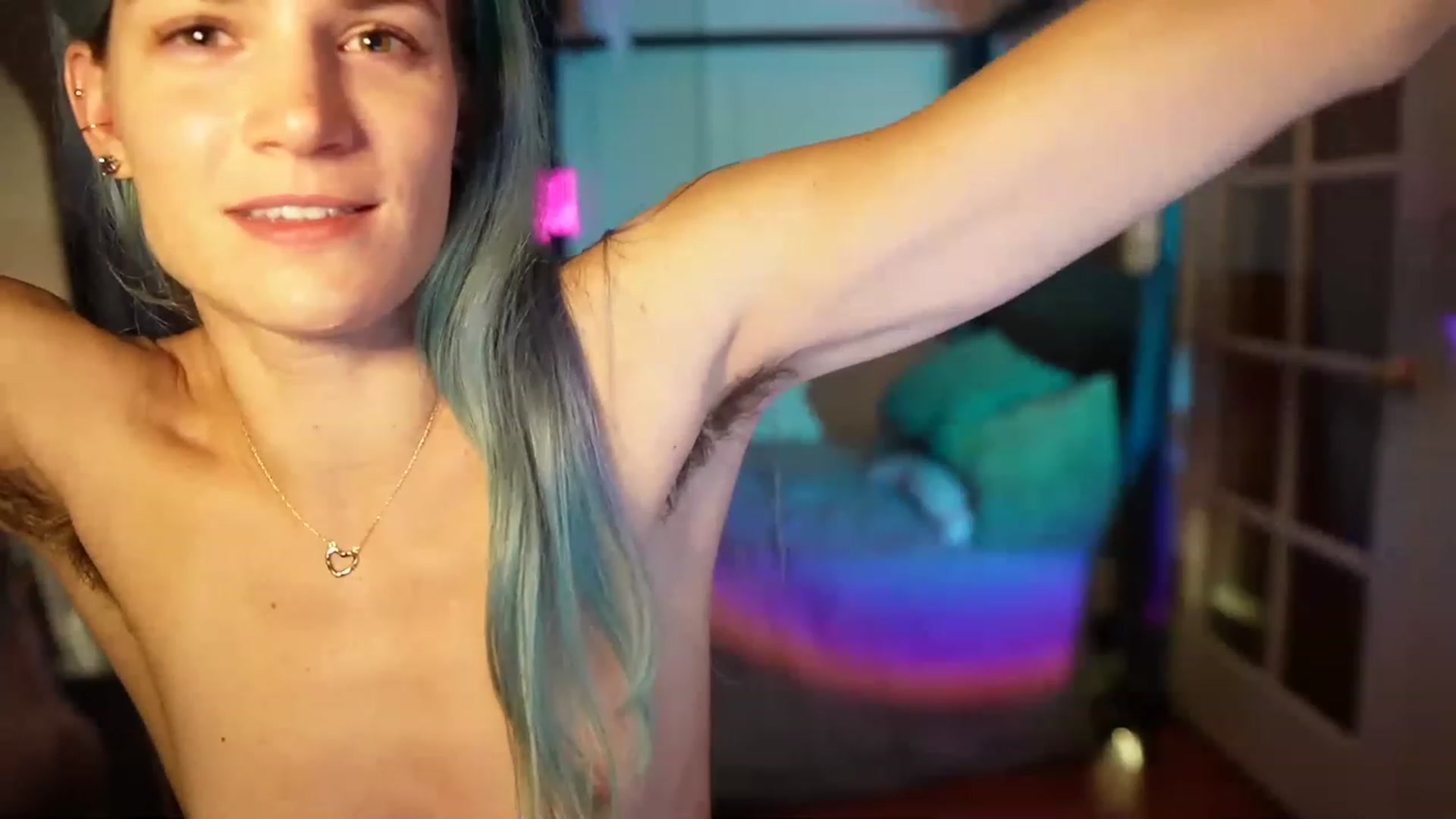Gallery image thumbnail from Gia_Hill's myfreecams stream on, 06/04/2023, 03:27 image 4 of 20
