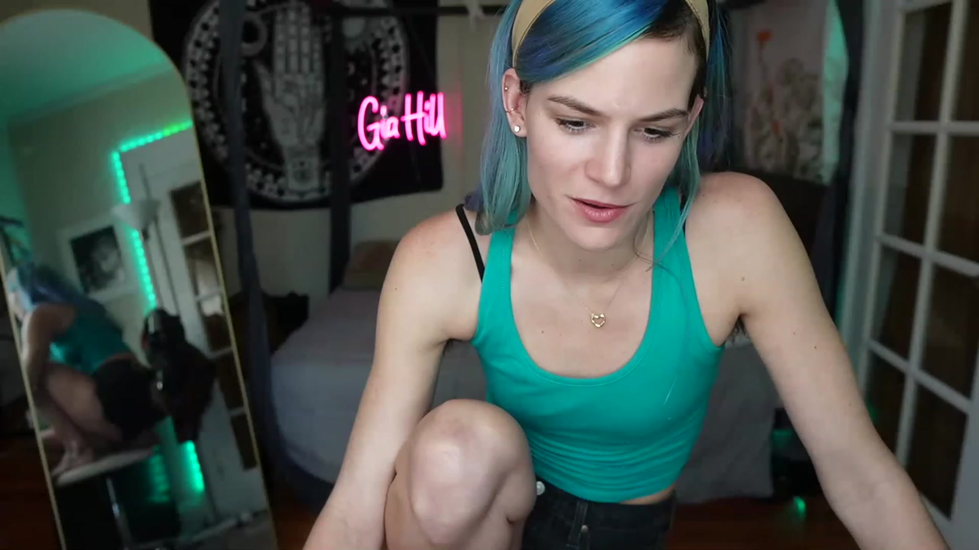 Gallery image thumbnail from Gia_Hill's myfreecams stream on, 06/05/2023, 22:41 image 1 of 20