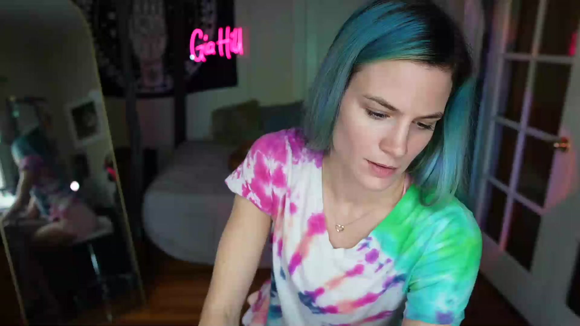 Gallery image thumbnail from Gia_Hill's myfreecams stream on, 06/07/2023, 22:05 image 17 of 20