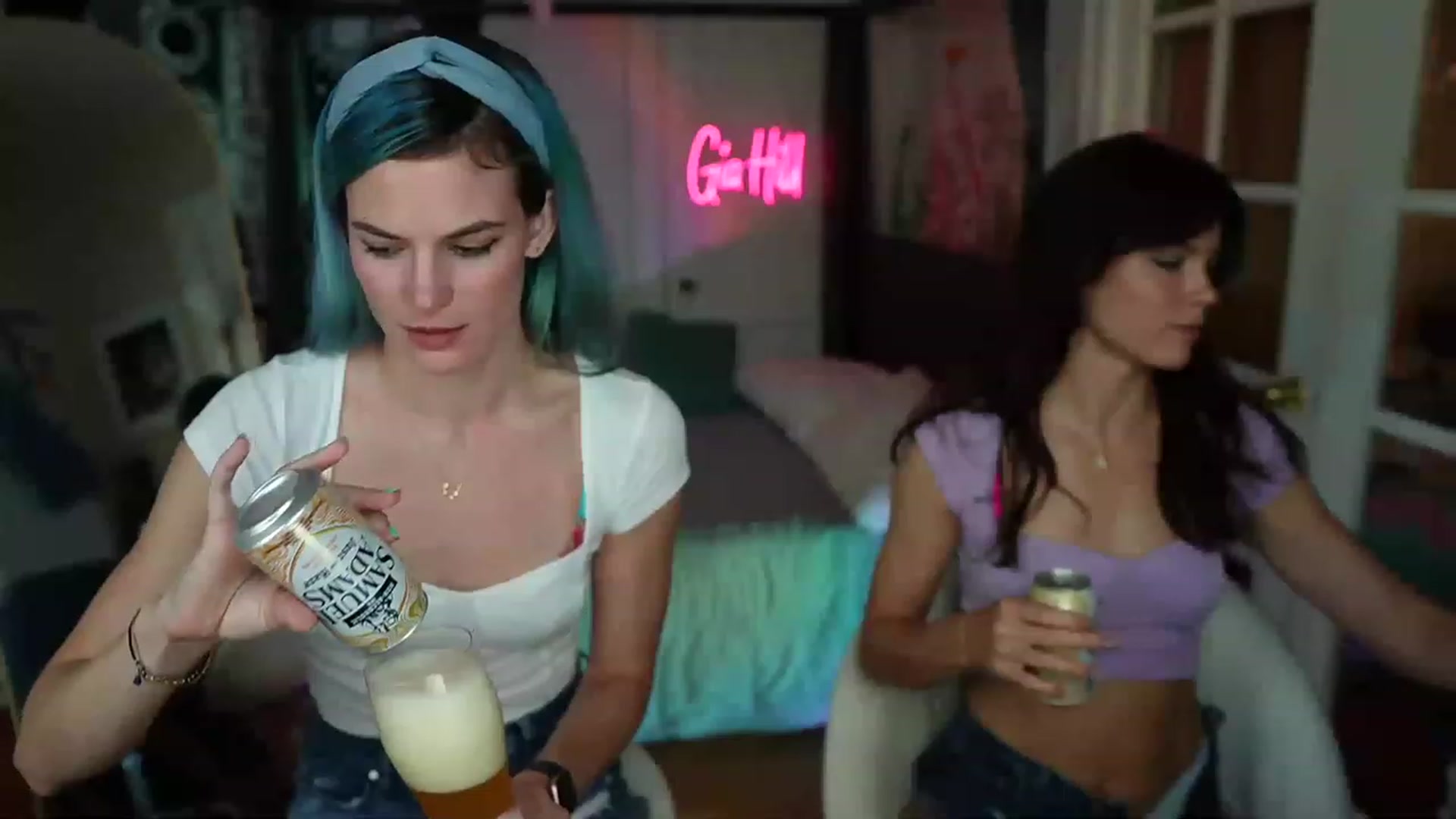 Gallery image thumbnail from Gia_Hill's myfreecams stream on, 06/09/2023, 22:25 image 18 of 20