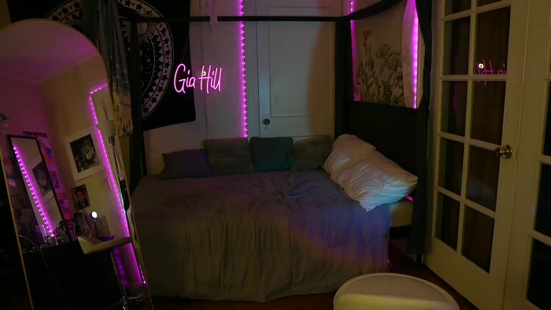 Gallery image thumbnail from Gia_Hill's myfreecams stream on, 06/11/2023, 01:43 image 19 of 20