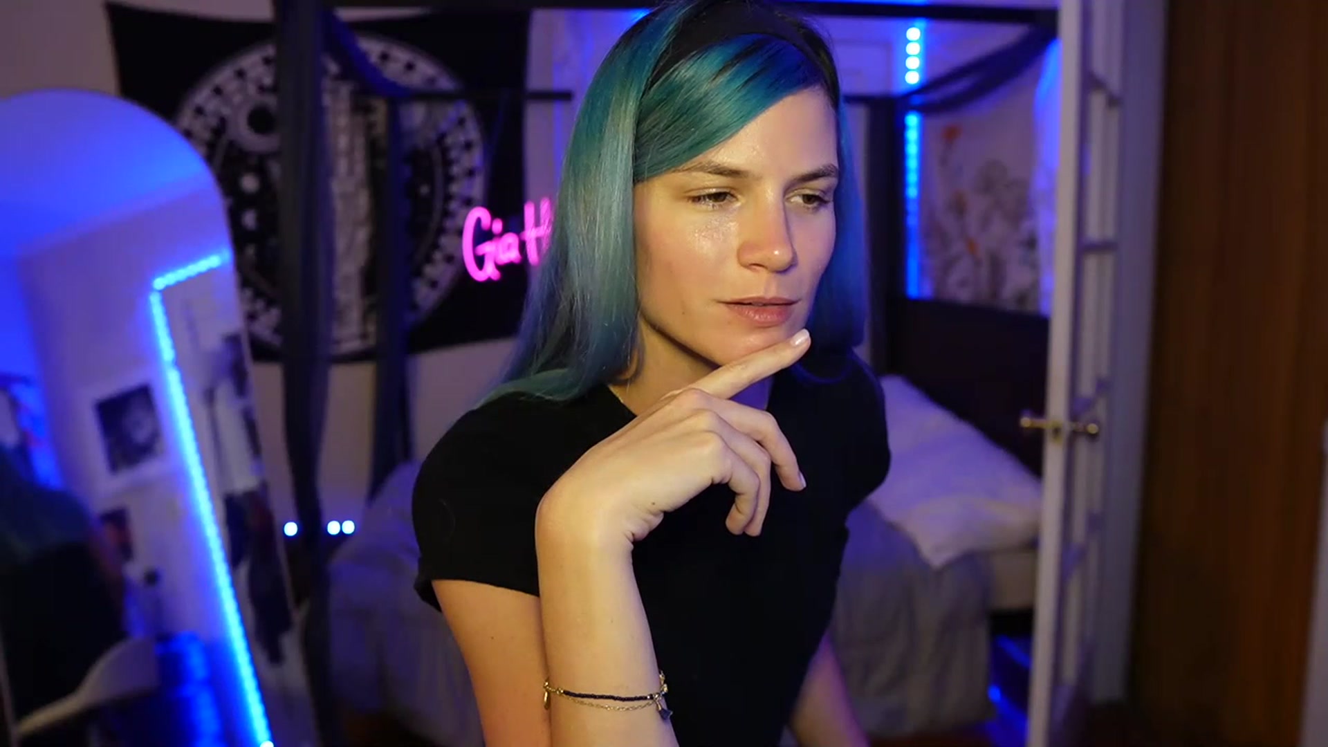 Gallery image thumbnail from Gia_Hill's myfreecams stream on, 06/12/2023, 23:54 image 20 of 20