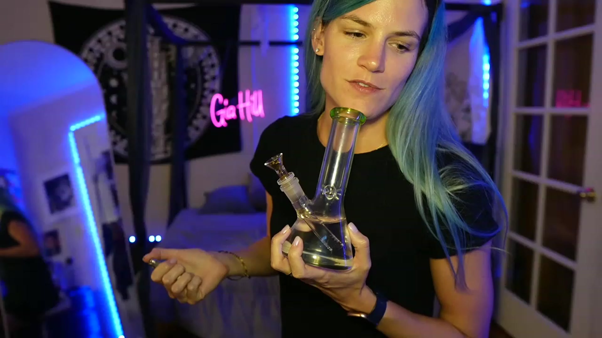 Gallery image thumbnail from Gia_Hill's myfreecams stream on, 06/13/2023, 24:06 image 17 of 20