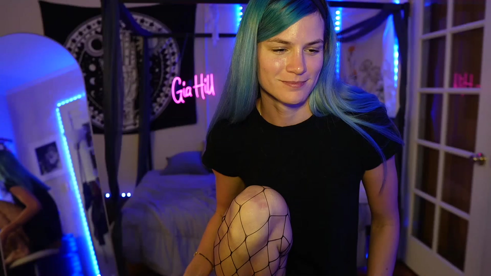 Gallery image thumbnail from Gia_Hill's myfreecams stream on, 06/13/2023, 24:06 image 9 of 20