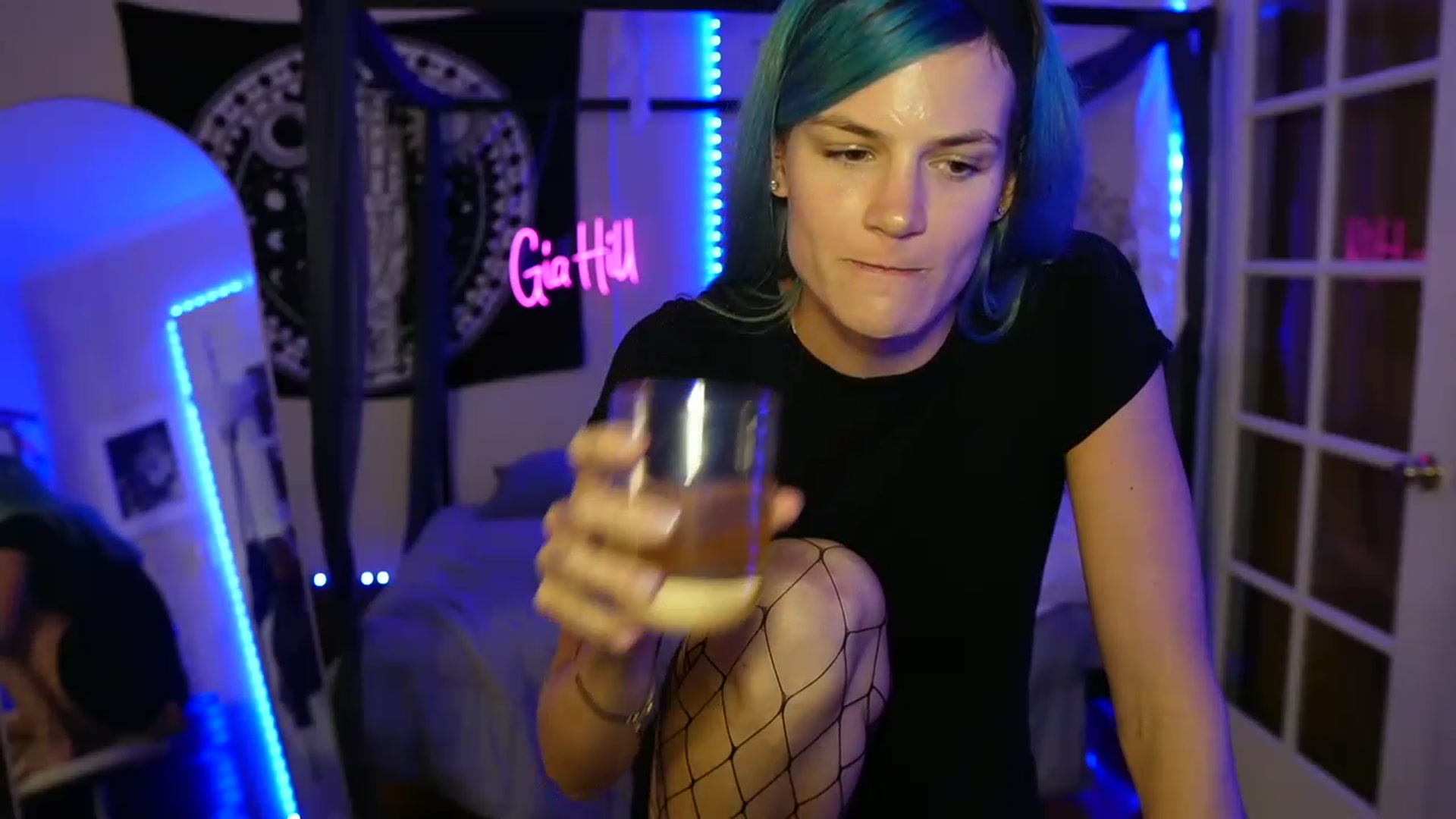Gallery image thumbnail from Gia_Hill's myfreecams stream on, 06/13/2023, 01:29 image 4 of 20
