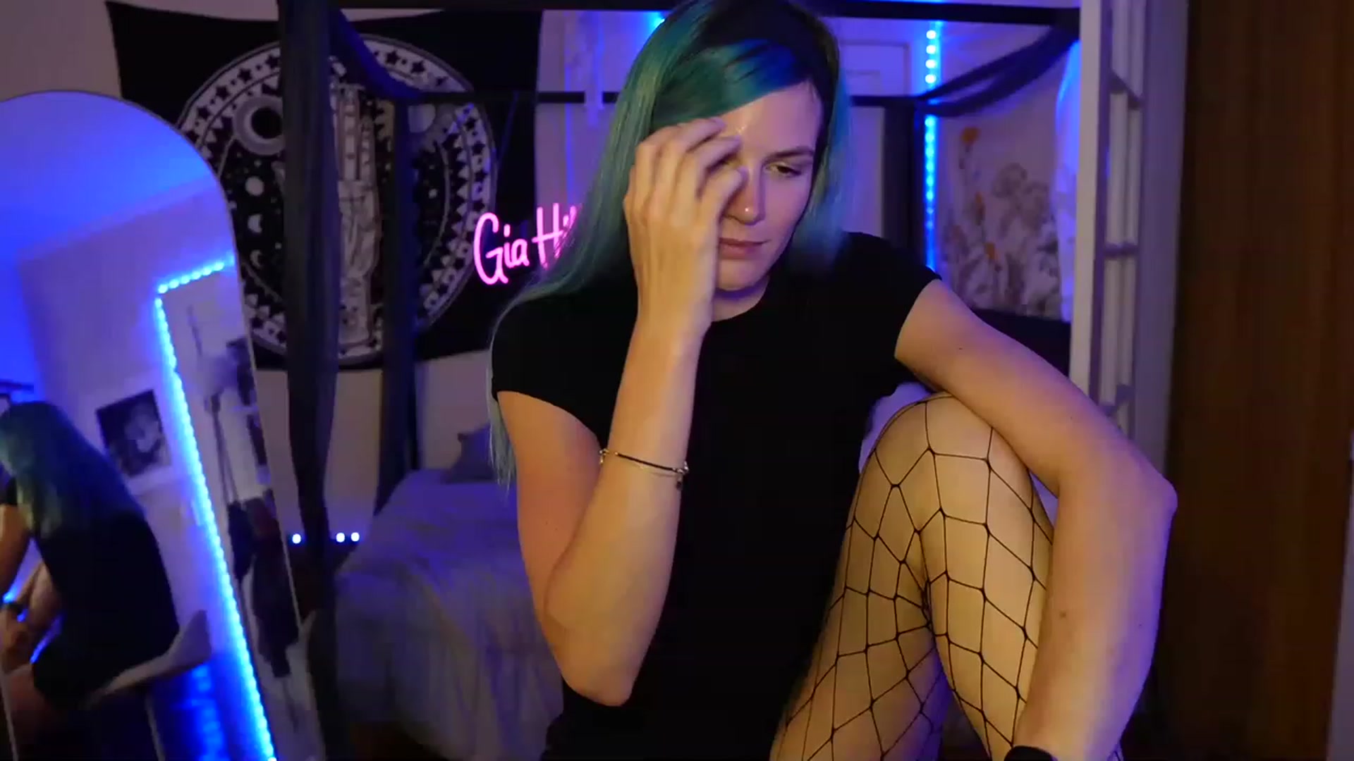 Gallery image thumbnail from Gia_Hill's myfreecams stream on, 06/13/2023, 01:29 image 1 of 20