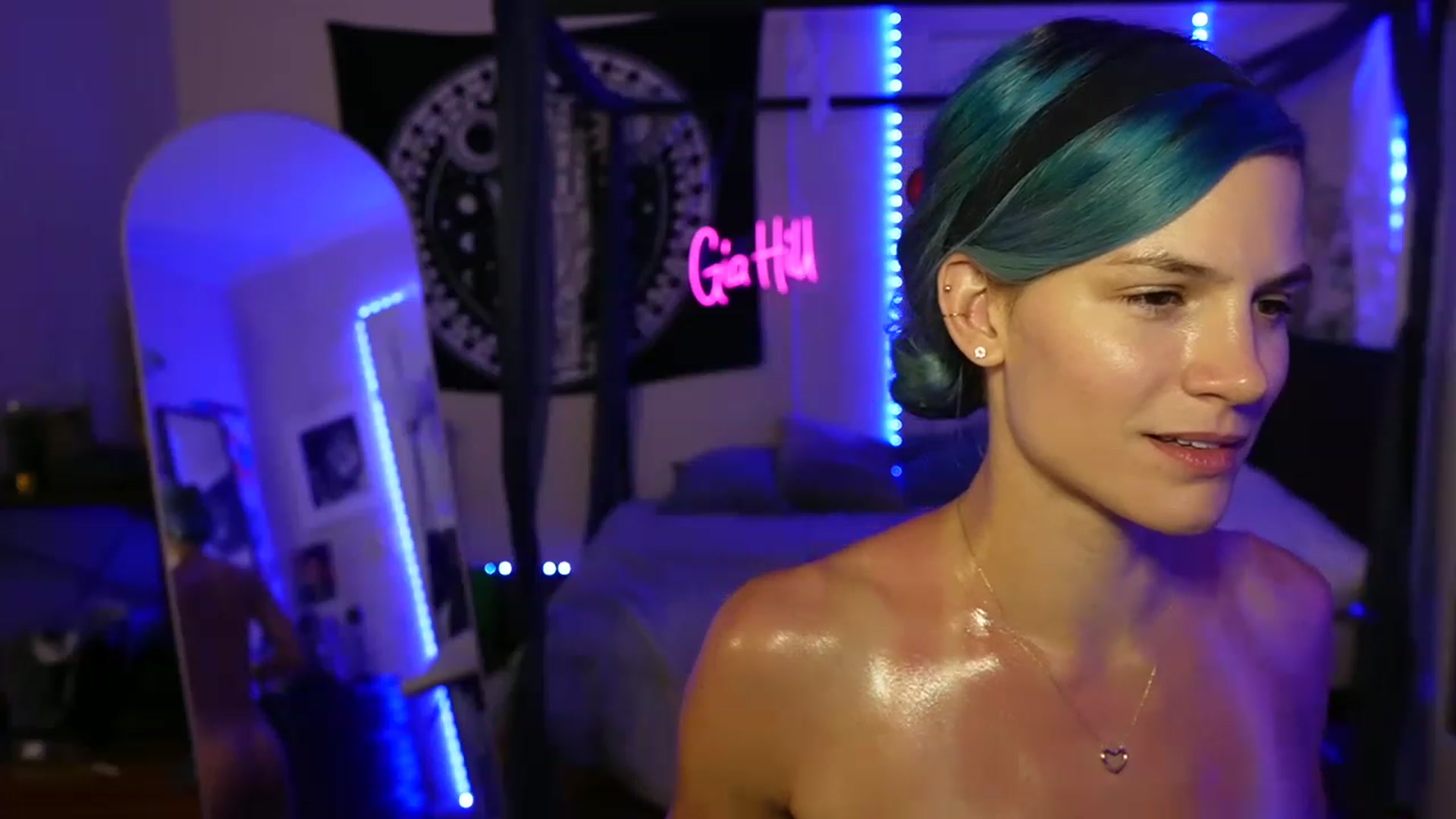 Gallery image thumbnail from Gia_Hill's myfreecams stream on, 06/13/2023, 03:44 image 14 of 20