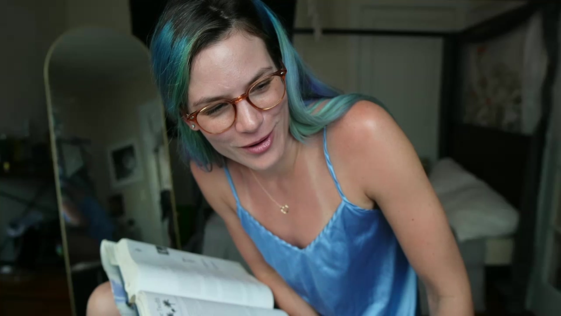 Gallery image thumbnail from Gia_Hill's myfreecams stream on, 06/13/2023, 22:32 image 16 of 20