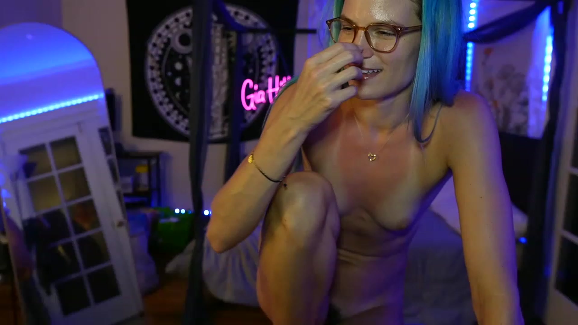 Gallery image thumbnail from Gia_Hill's myfreecams stream on, 06/14/2023, 02:28 image 5 of 20