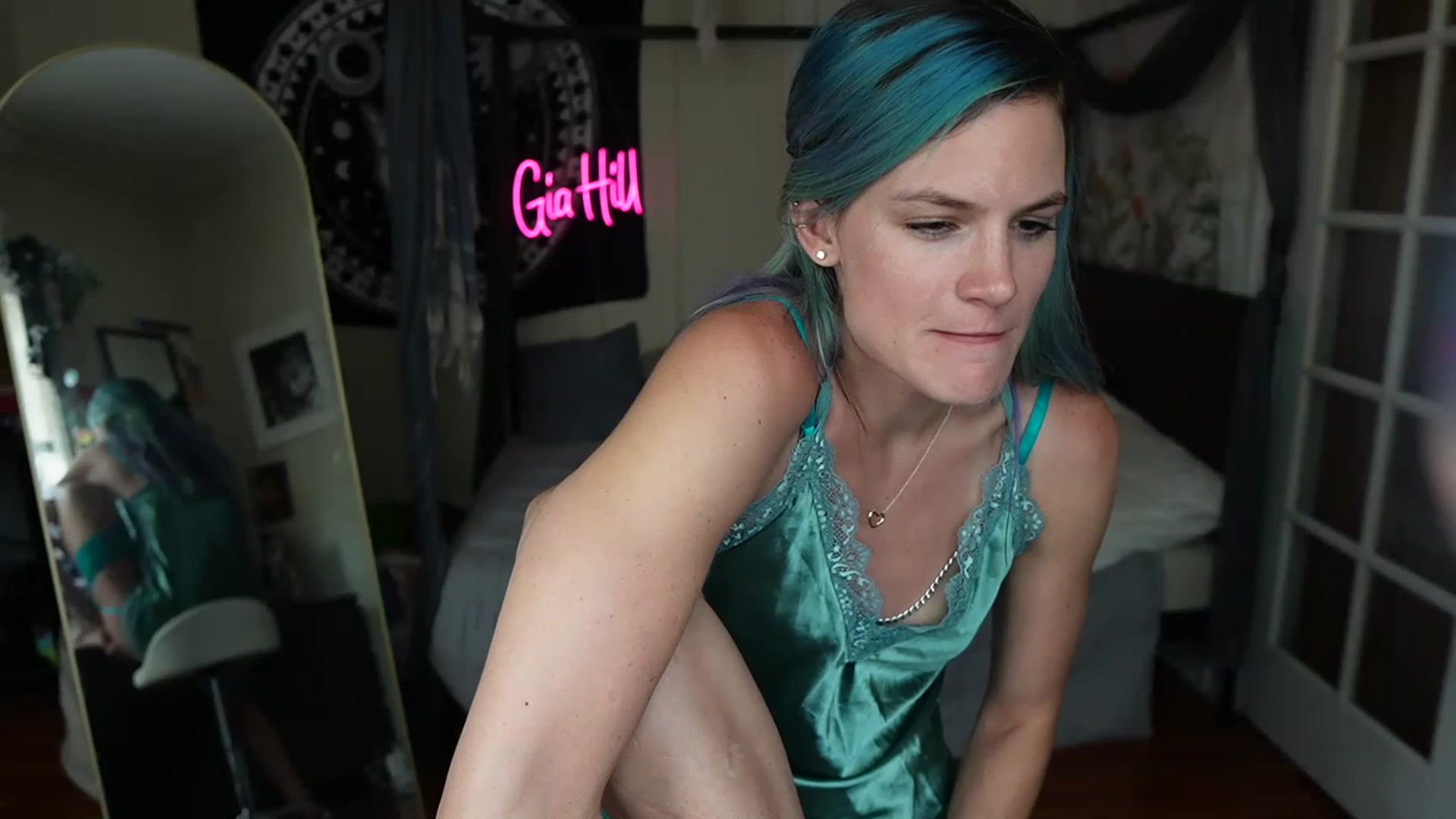 Gallery image thumbnail from Gia_Hill's myfreecams stream on, 06/14/2023, 22:31 image 17 of 20