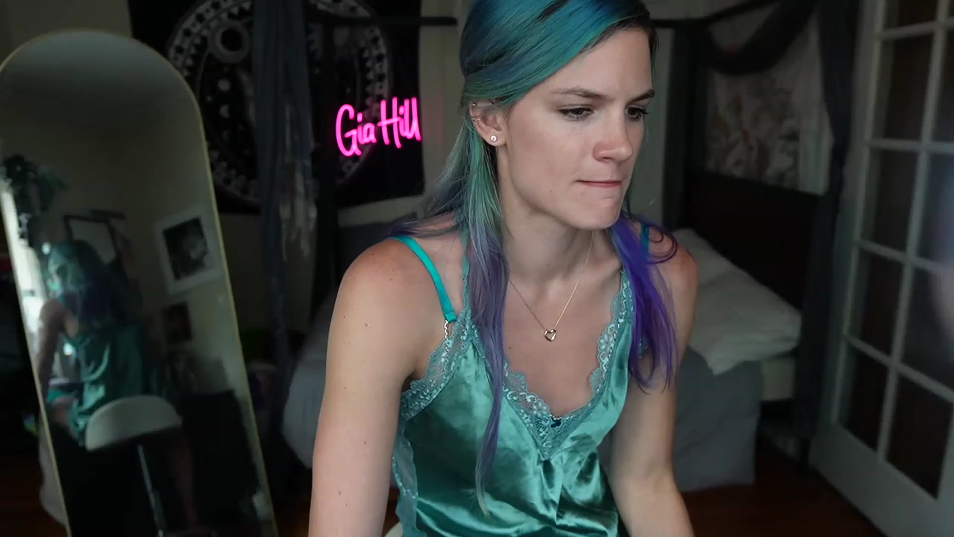 Gallery image thumbnail from Gia_Hill's myfreecams stream on, 06/14/2023, 22:31 image 16 of 20