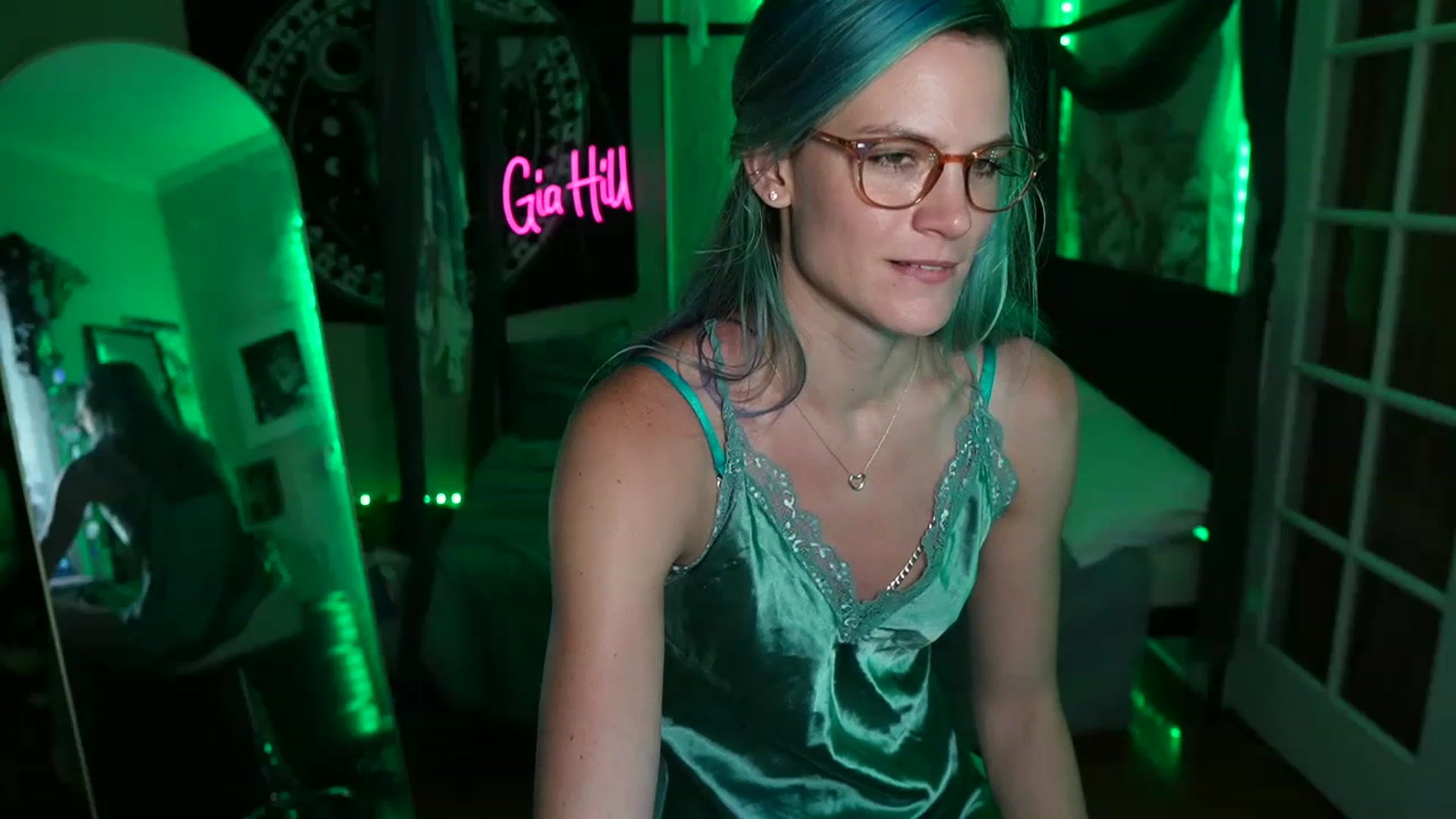 Gallery image thumbnail from Gia_Hill's myfreecams stream on, 06/14/2023, 23:18 image 11 of 20