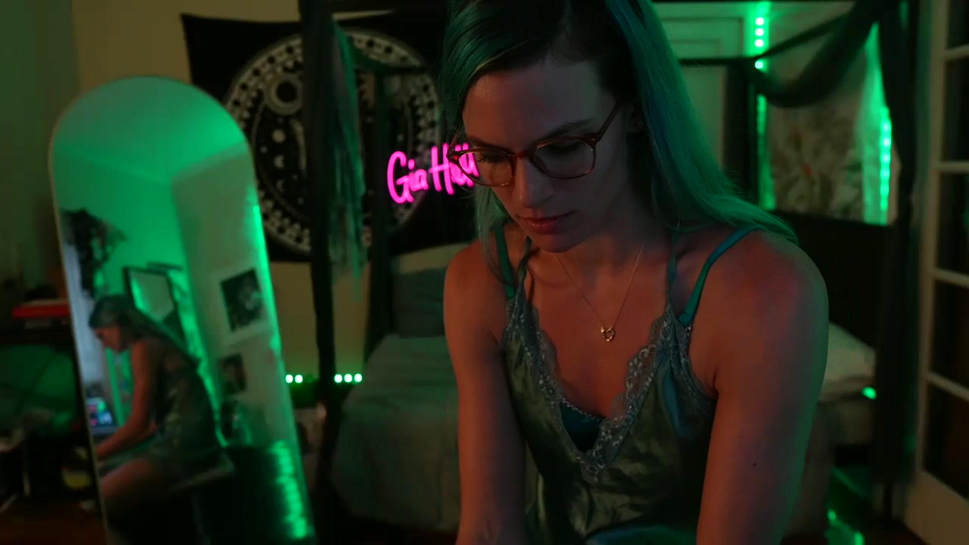 Gallery image thumbnail from Gia_Hill's myfreecams stream on, 06/15/2023, 24:42 image 5 of 20