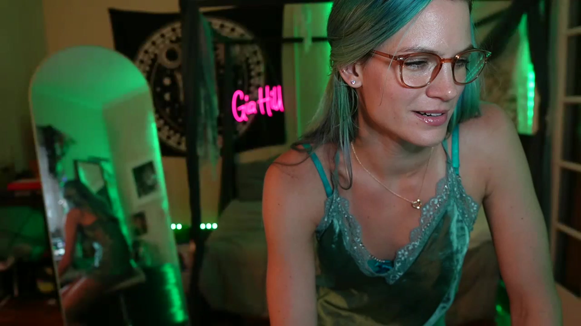 Gallery image thumbnail from Gia_Hill's myfreecams stream on, 06/15/2023, 01:27 image 1 of 20