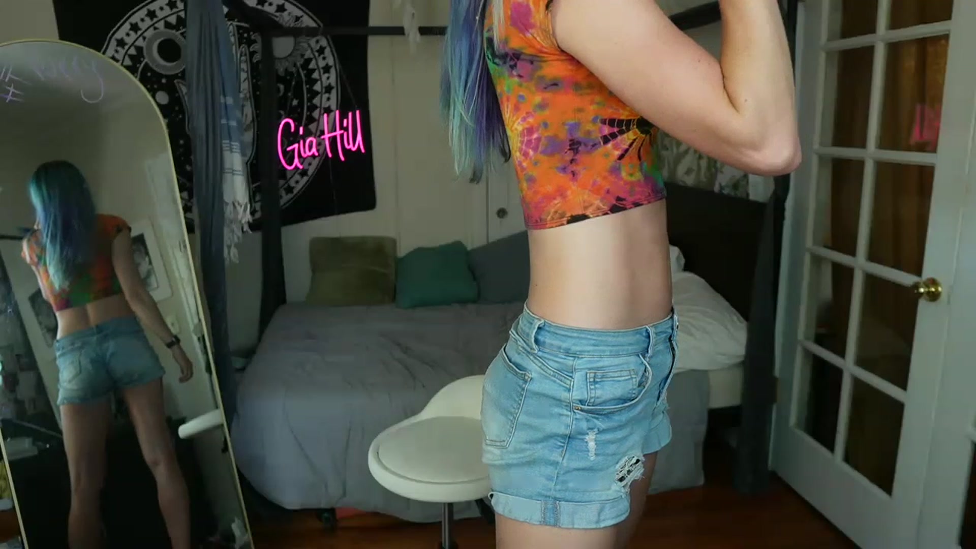 Gallery image thumbnail from Gia_Hill's myfreecams stream on, 06/15/2023, 18:13 image 18 of 20